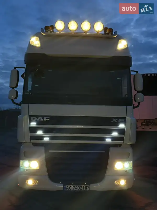 Тягач DAF XF 105 2013 в 