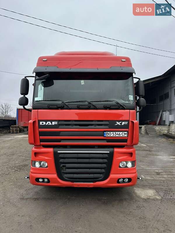 Тягач DAF XF 105 2008 в Львове