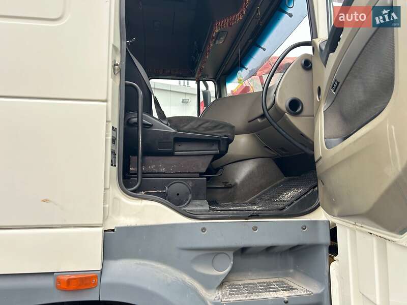 Тягач DAF XF 105 2011 в Львове