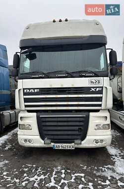 Тягач DAF XF 105 2009 в Виннице