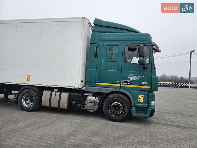 Тягач DAF XF 105 2008 в Черновцах