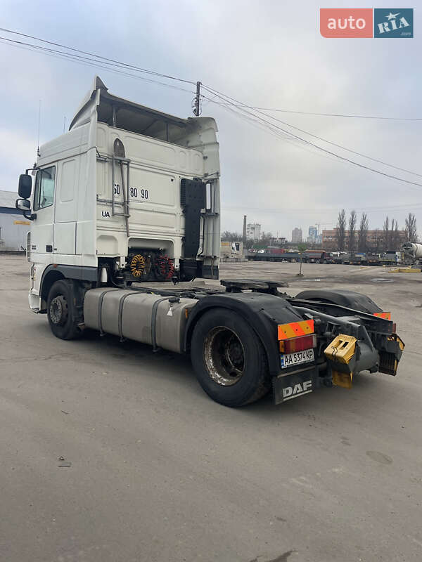 Тягач DAF XF 105 2007 в Киеве
