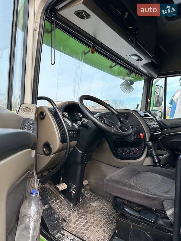 Тягач DAF XF 105 2010 в Львове