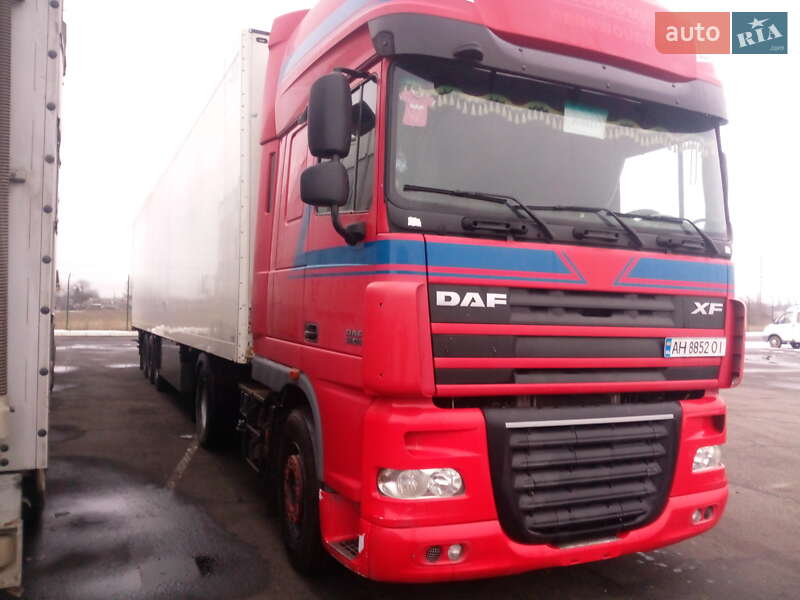 Тягач DAF XF 105 2011 в Днепре