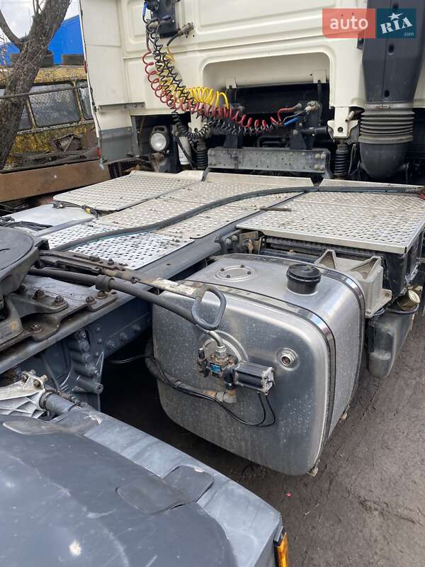 Тягач DAF XF 105 2013 в Киеве