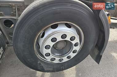 Контейнеровоз DAF XF 105 2012 в 