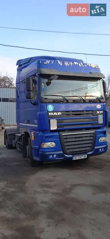 Тягач DAF XF 105 2013 в Дніпрі