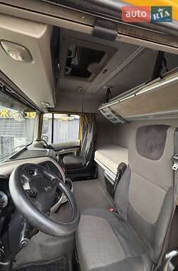 Тягач DAF XF 105 2012 в 
