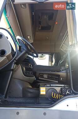 Тягач DAF XF 105 2011 в 