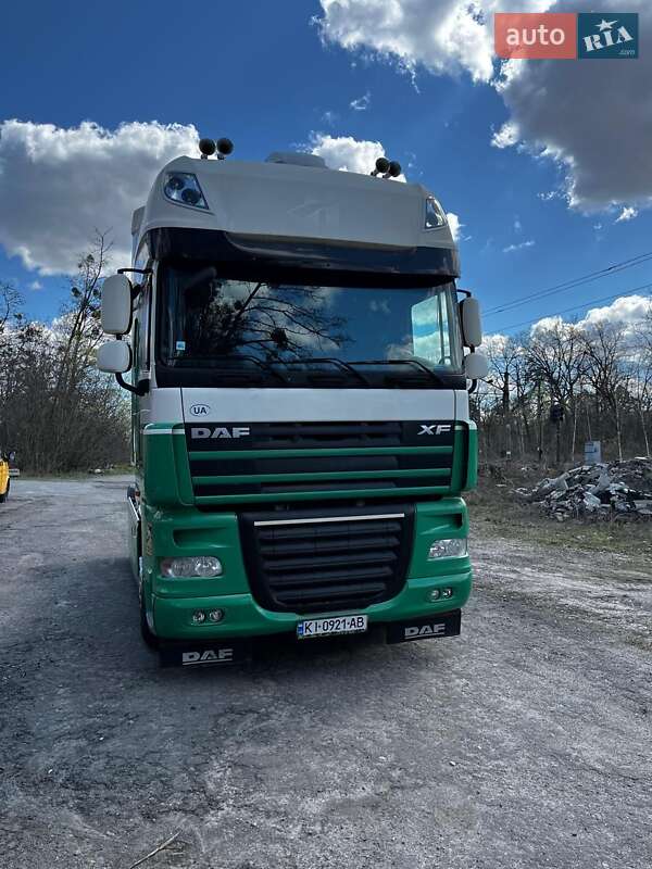 Тягач DAF XF 105 2012 в Киеве