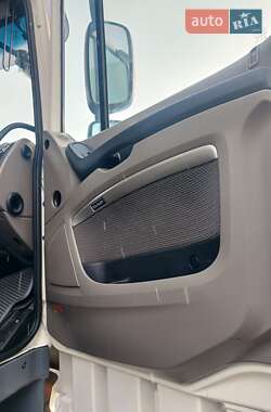 Тягач DAF XF 105 2012 в 