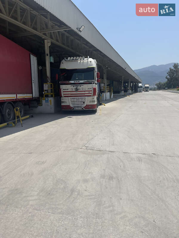 Тягач DAF XF 105 2006 в Одессе