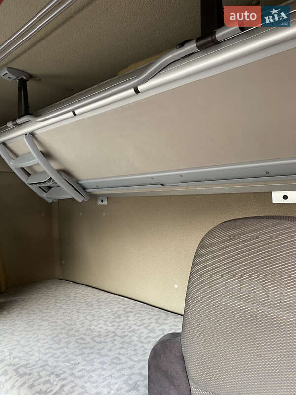 Тягач DAF XF 105 2010 в Днепре