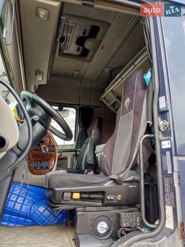 Тягач DAF XF 105 2008 в Луцке