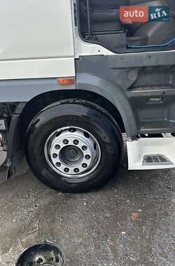 Тягач DAF XF 105 2012 в 
