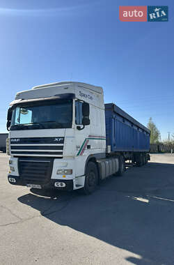 Тягач DAF XF 105 2010 в 