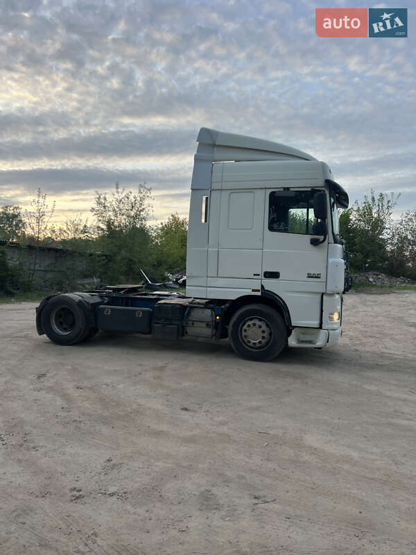 Тягач DAF XF 105 2007 в Львові