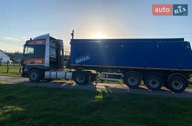 Зерновоз DAF XF 105 2012 в 