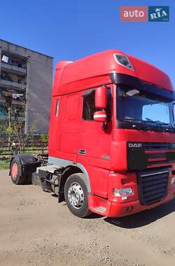 Тягач DAF XF 105 2010 в 