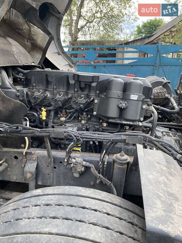 Тягач DAF XF 105 2013 в Киеве