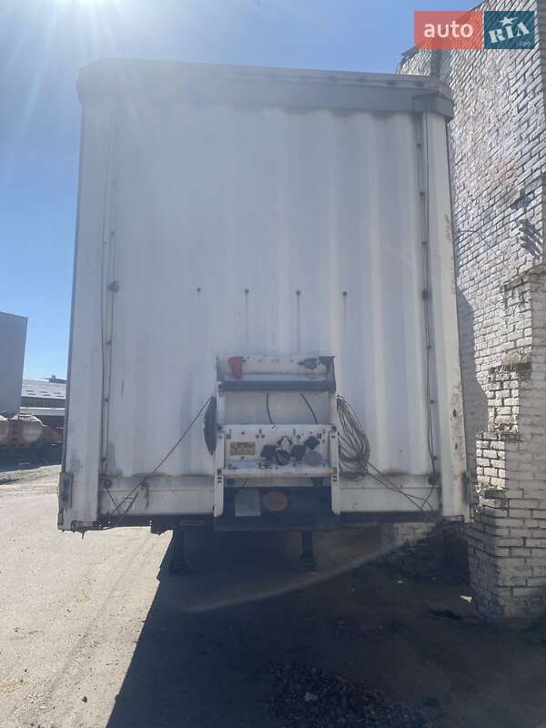 Тягач DAF XF 105 2007 в Ровно