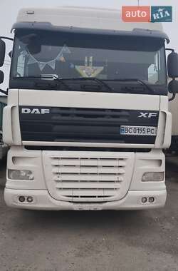 Тягач DAF XF 105 2012 в Золочеве