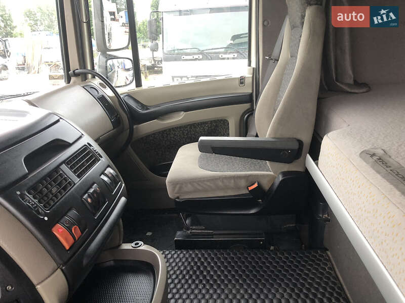 Тягач DAF XF 105 2006 в Одессе