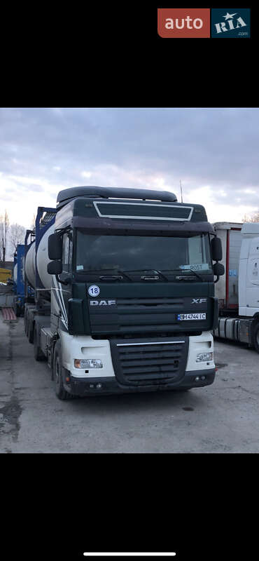 Тягач DAF XF 105 2006 в Одессе