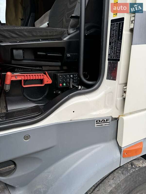 Тягач DAF XF 105 2011 в Звягеле