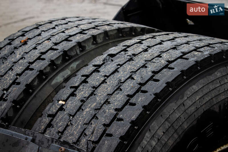 Тягач DAF XF 105 2012 в Львове