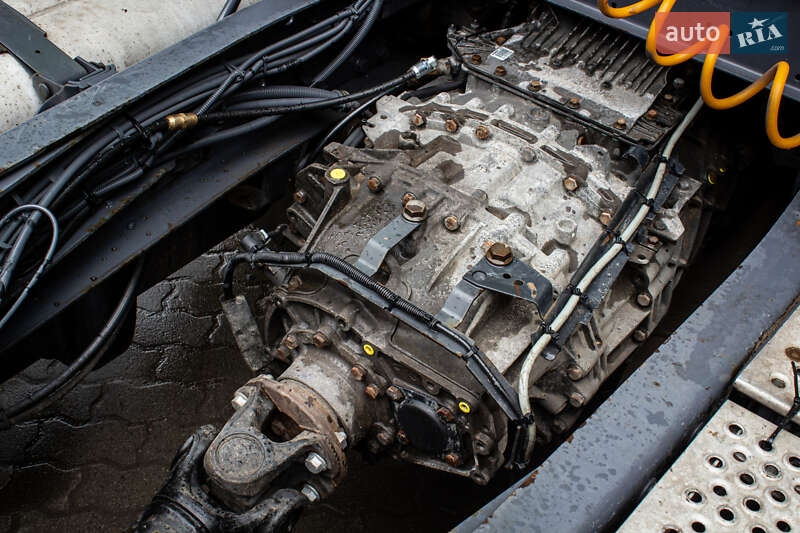 Тягач DAF XF 105 2012 в Львове