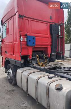 Тягач DAF XF 105 2011 в 