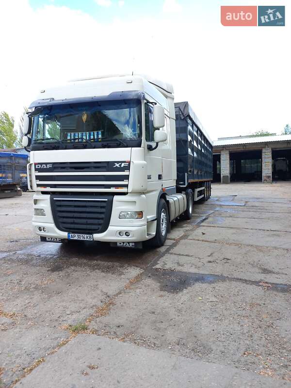 Самосвал DAF XF 105 2011 в 