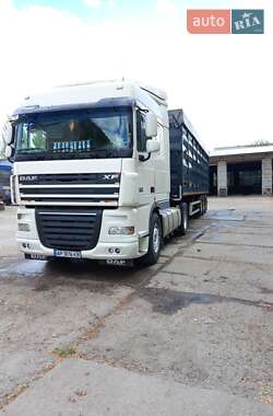 Самосвал DAF XF 105 2011 в 