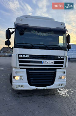 Тягач DAF XF 105 2010 в Ровно