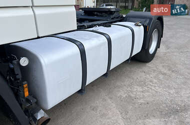 Тягач DAF XF 105 2011 в 