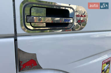 Тягач DAF XF 105 2011 в 