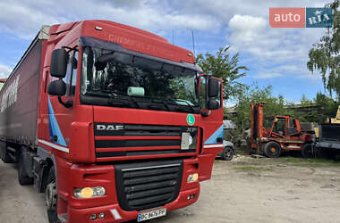 Тягач DAF XF 105 2013 в Львове