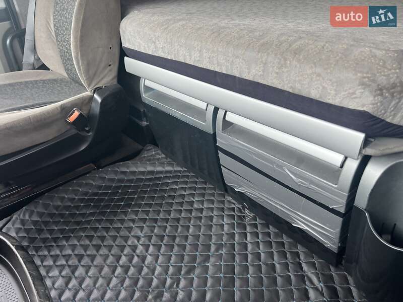 Тягач DAF XF 105 2008 в Львові