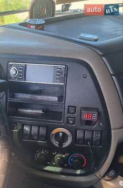 Тягач DAF XF 105 2012 в 