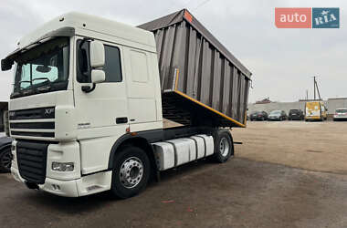 Самосвал DAF XF 105 2012 в 