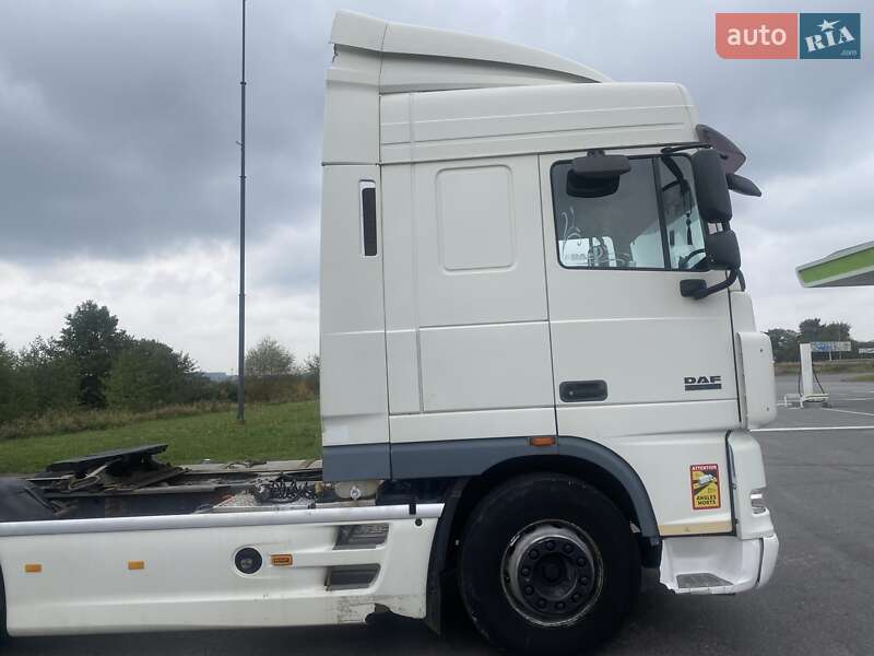 Тягач DAF XF 105 2007 в Львове