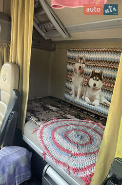 Тягач DAF XF 105 2010 в 
