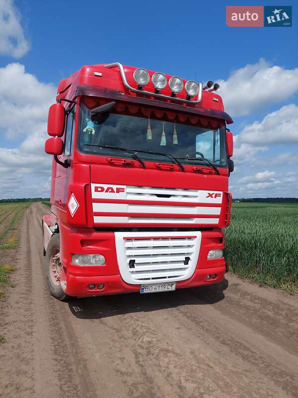 Тягач DAF XF 105 2006 в Тернополе