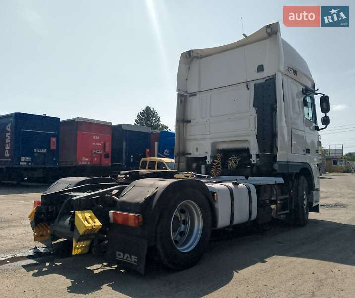 Тягач DAF XF 105 2010 в Луцке