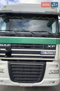 Тягач DAF XF 105 2012 в Львові
