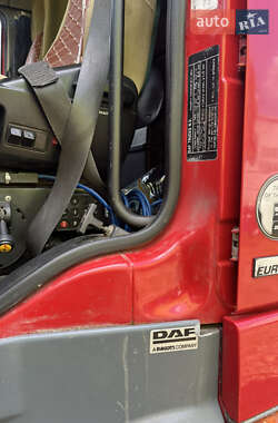 Тягач DAF XF 105 2007 в 