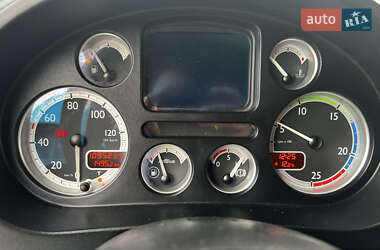 Тягач DAF XF 105 2011 в 
