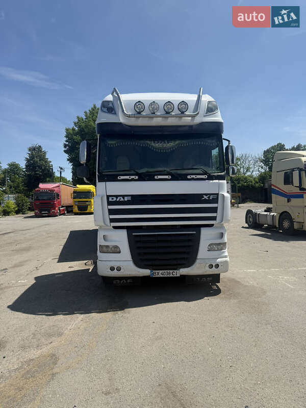 Тягач DAF XF 105 2006 в Хмельницькому