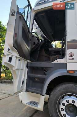 Тягач DAF XF 105 2007 в 